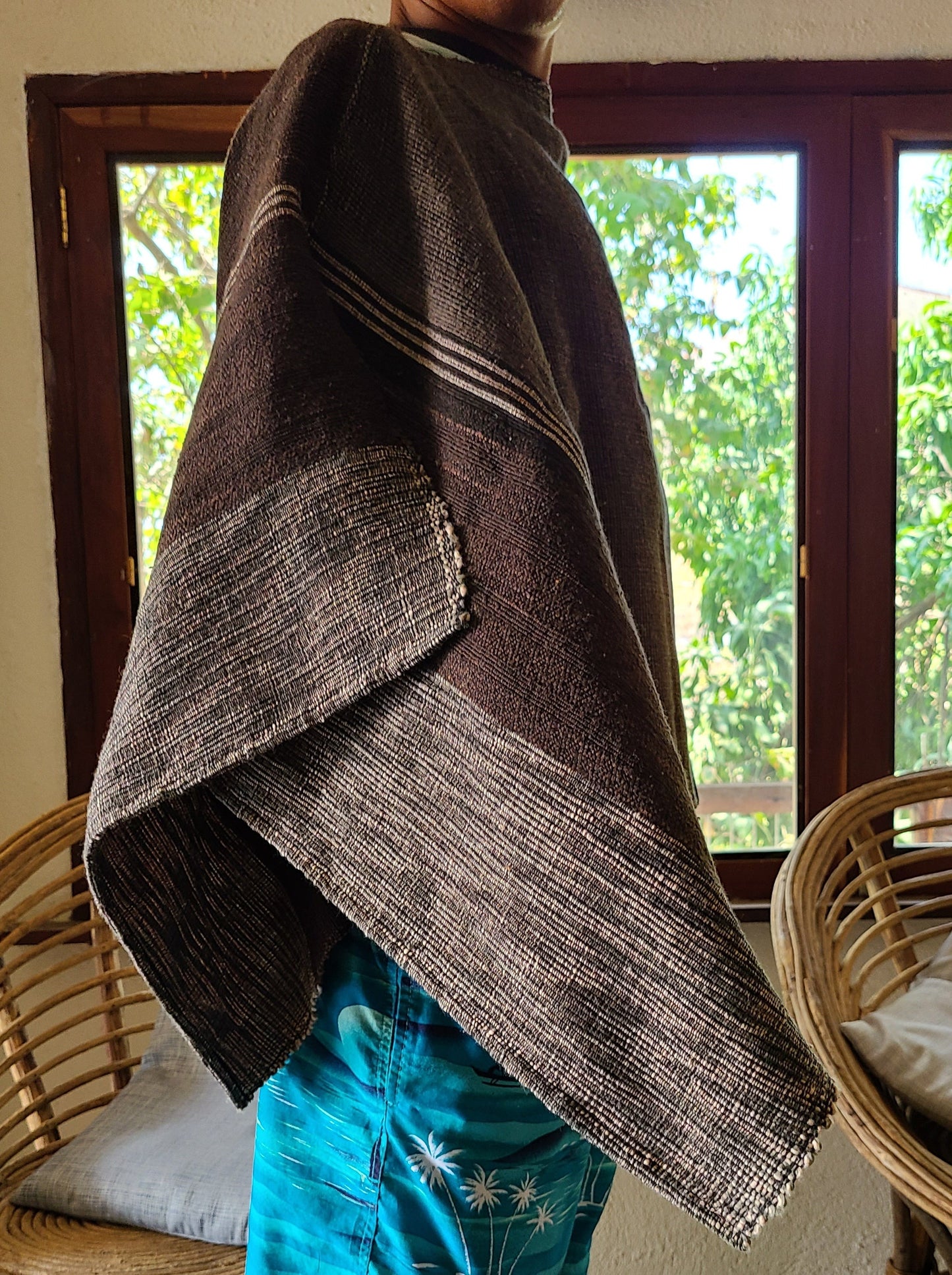Poncho La Paloma Brown Grey