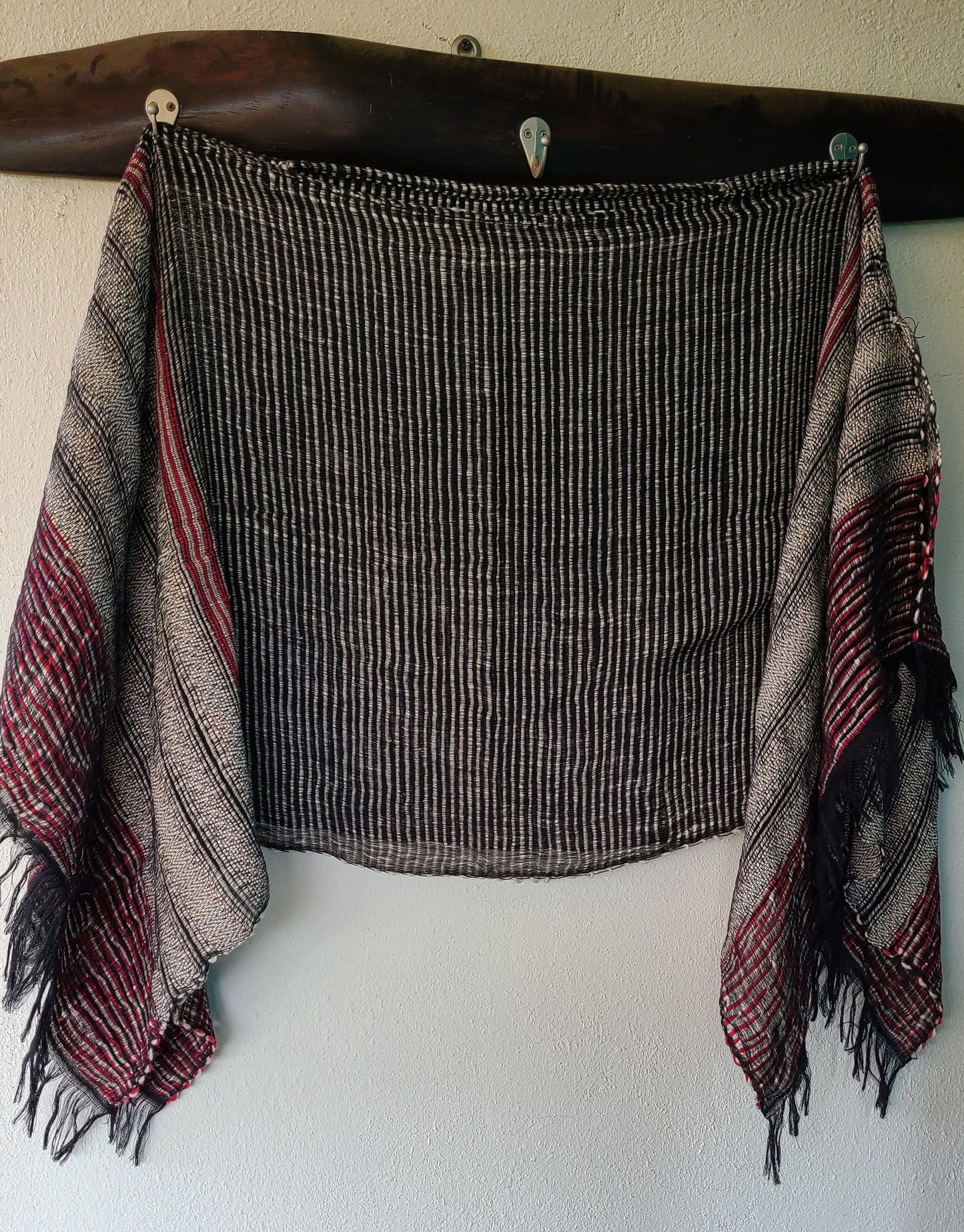 Poncho La Paloma Burgundy Black