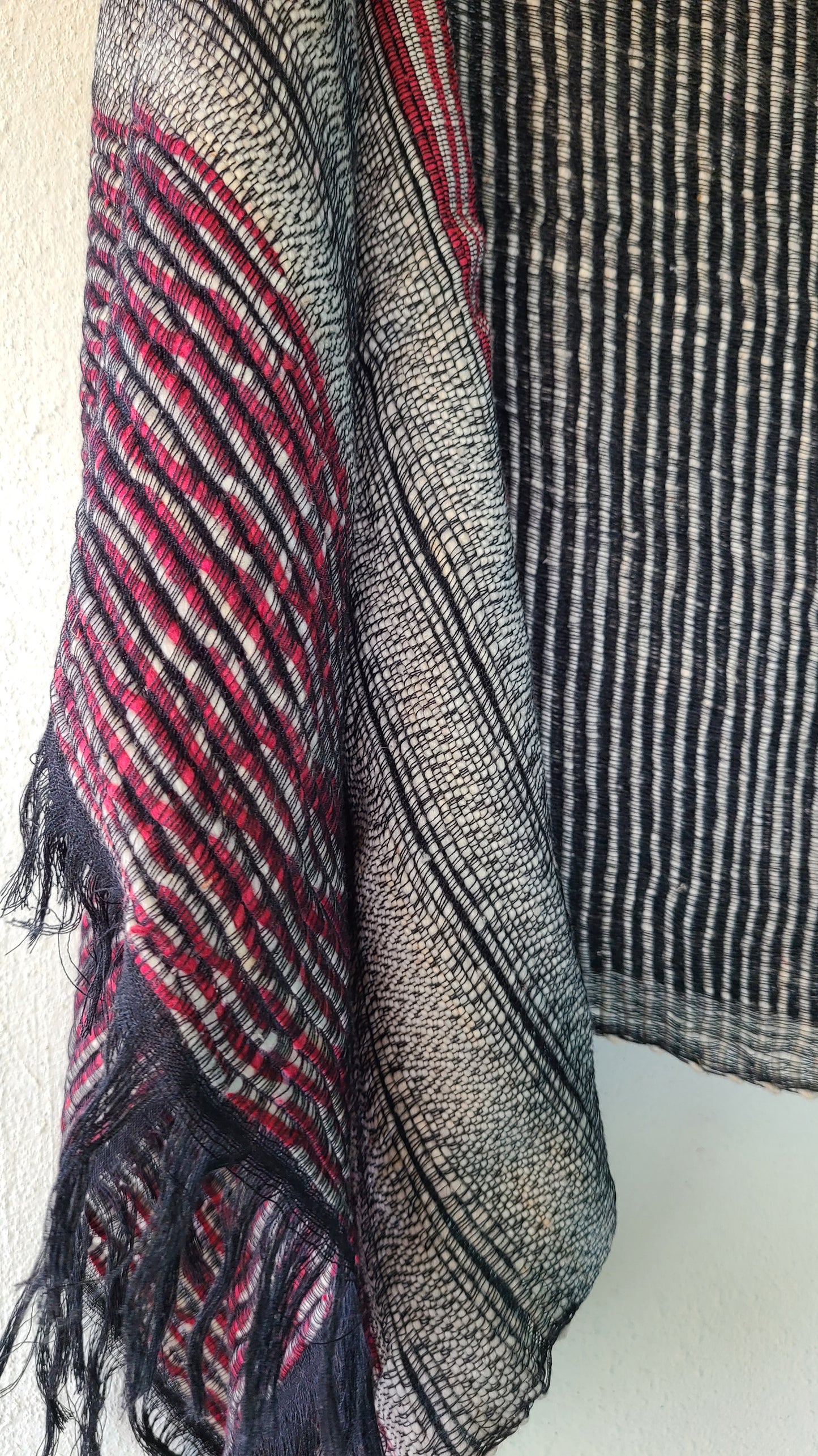 Poncho La Paloma Burgundy Black