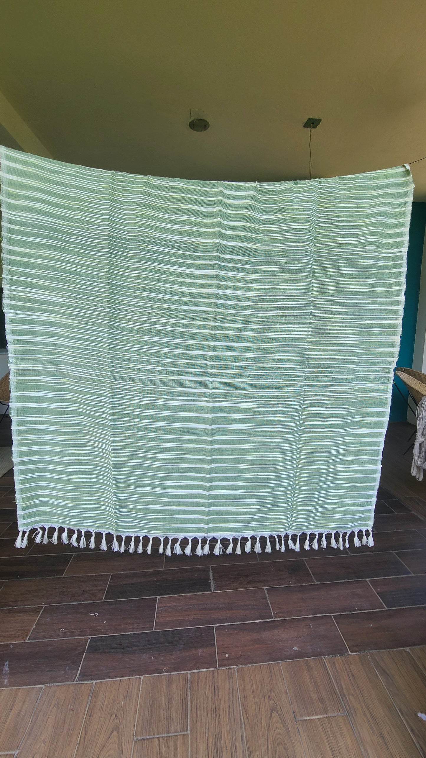 Green & White Cotton Beach Throw Rug.